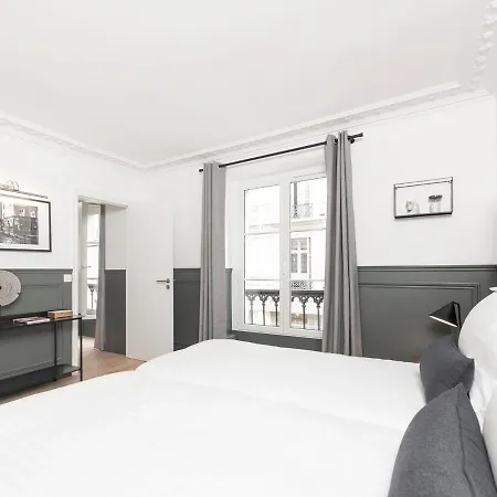 Livinparis - Luxury Ac 3 Bedrooms Le Louvre Iii * Parigi