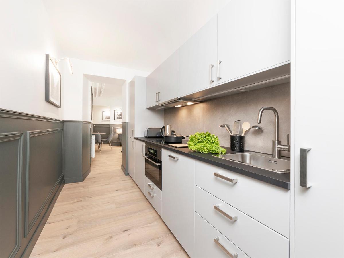 Livinparis - Luxury 3 Bedrooms Le Louvre Ii * Parigi